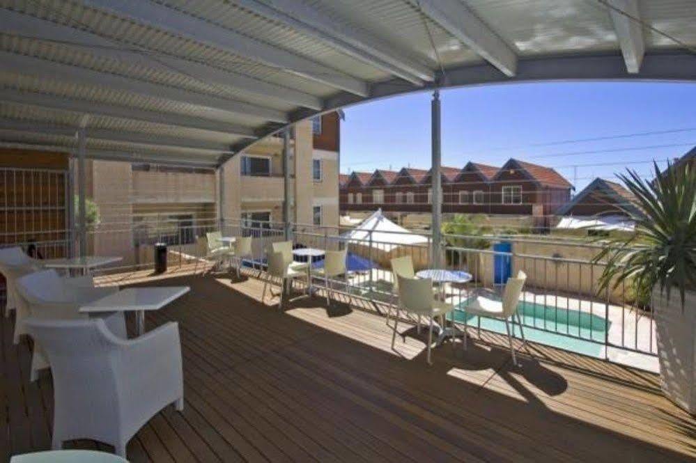 Hillarys Harbour Resort Perth Exterior foto